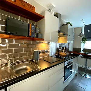 Town Hall View Apartment Barnsley