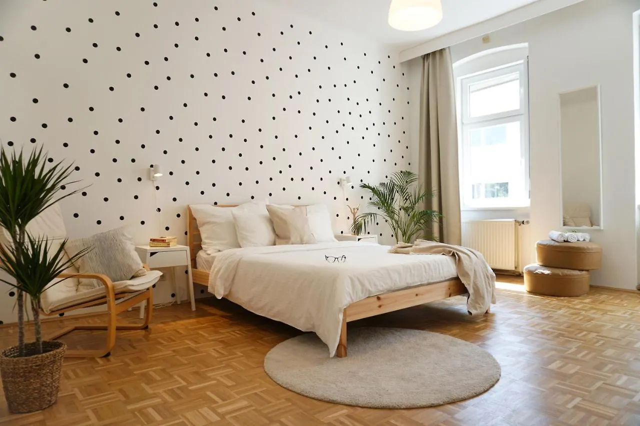 StayOver - Noble, Großzügige Apartments am Hernals Wien