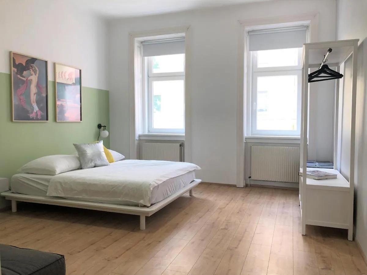 StayOver - Noble, Großzügige Apartments am Hernals Wien