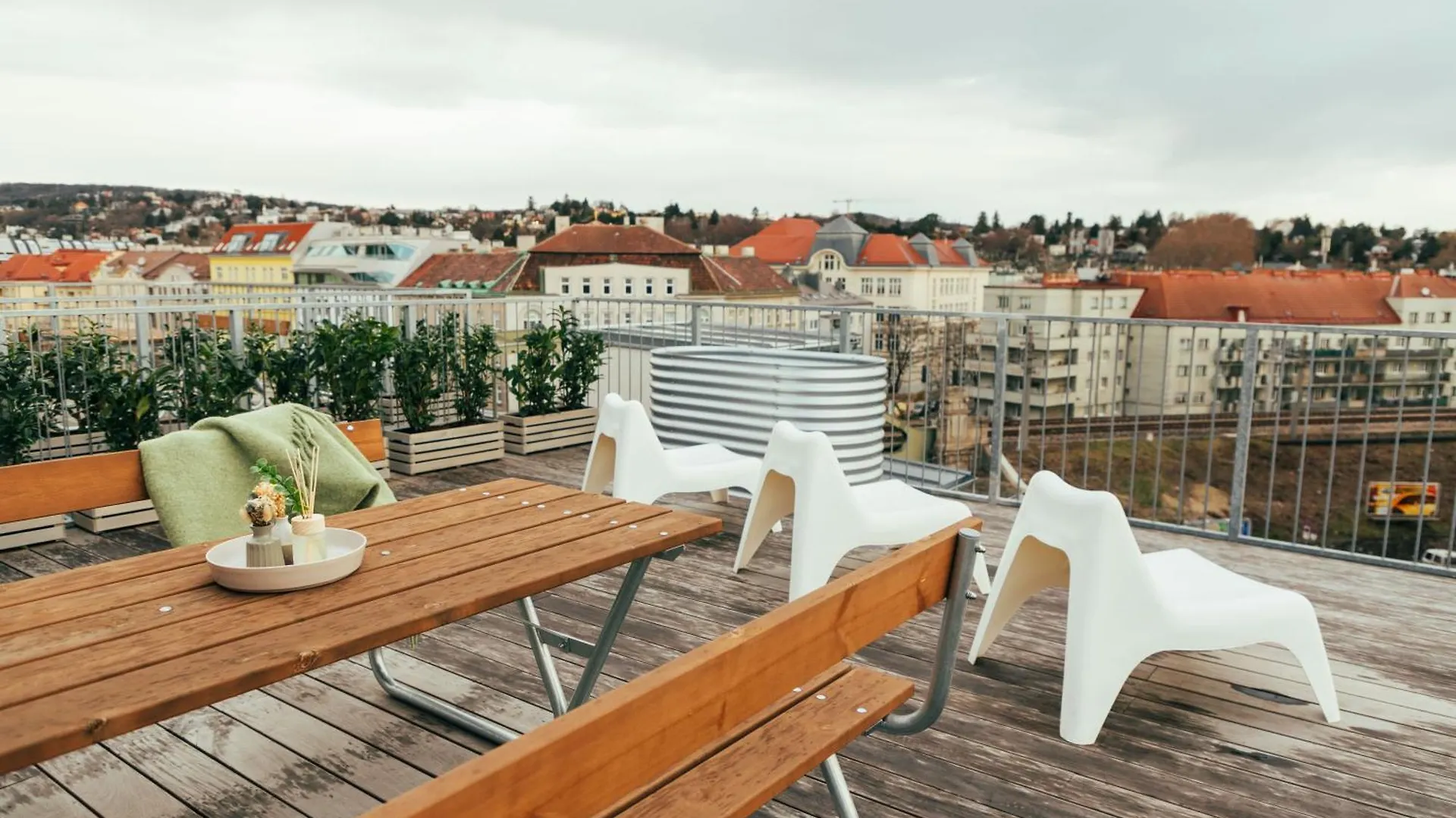 Large Apartments - Great For Groups - With Balcony Or Terrace Vienna